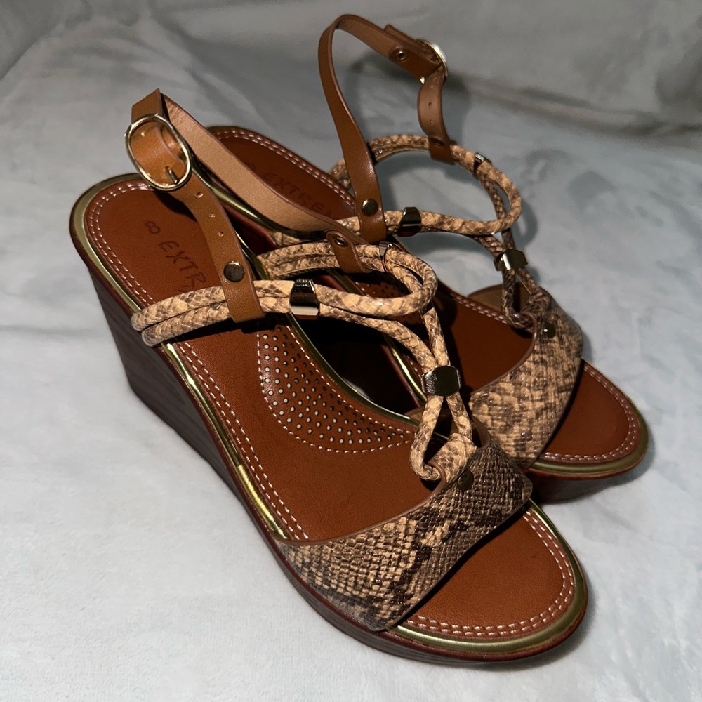 Eddie Marc Faux Snakeskin Strap Wedge Size 8 Brown New